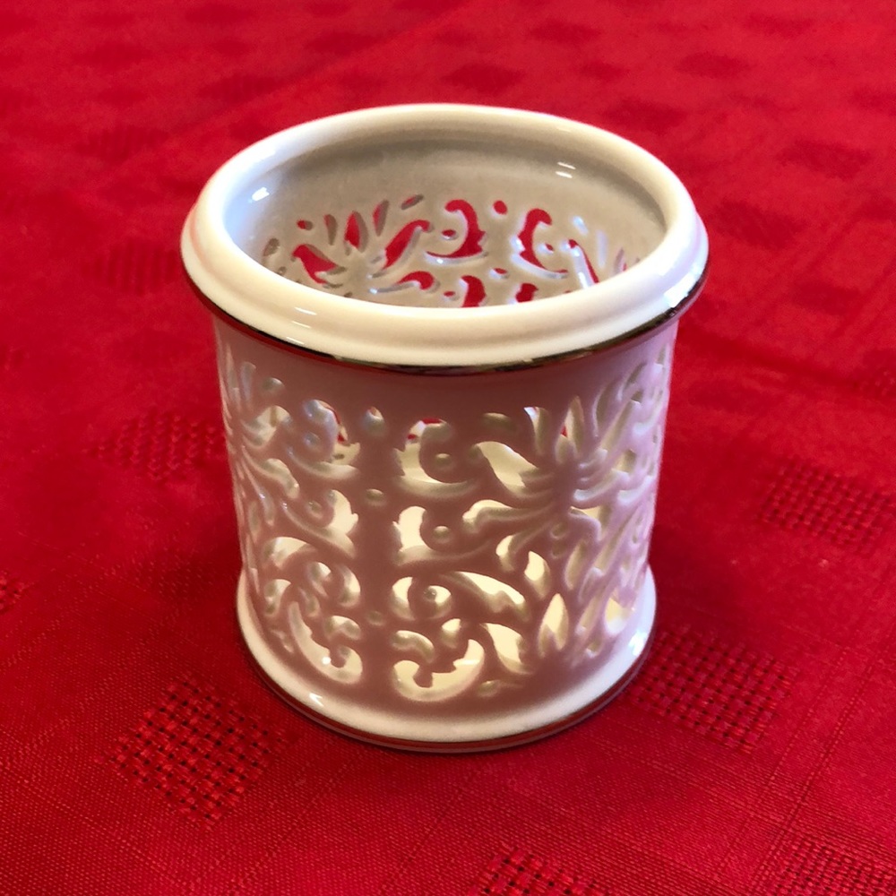 Lenox Tea Light Candle Holder